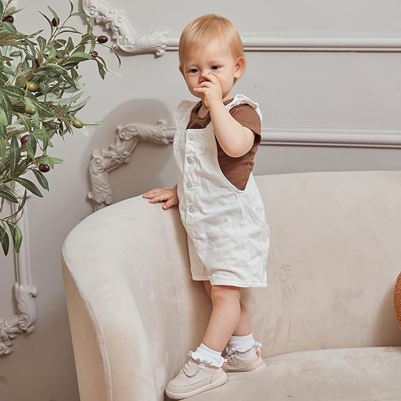 Tiny Baby Girl Shoes: Finding the Perfect Fit for Your Little Princess